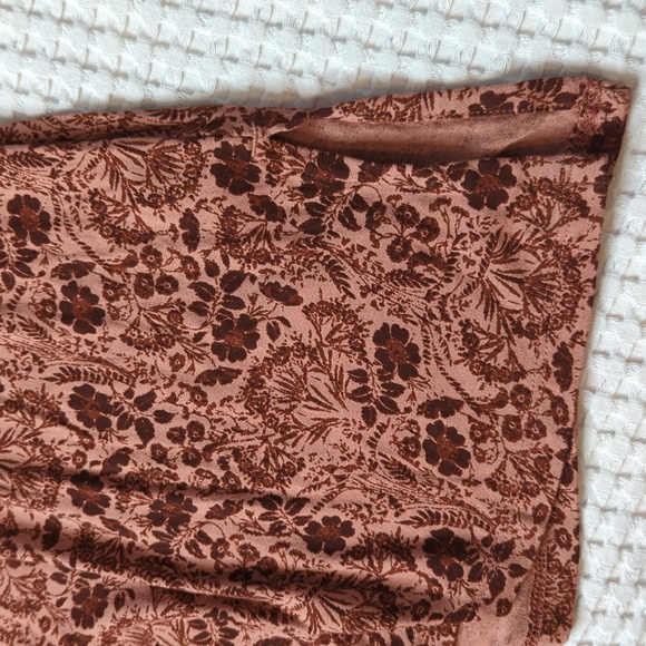 Soft Surroundings Tuscany Tunic Exaggerated Overlapping Velvet Trim Sleeve Size - Picture 4 of 10